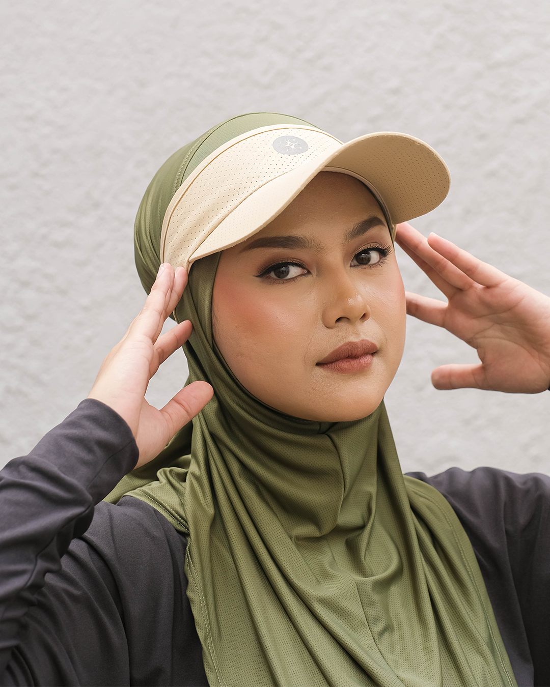 Suri Sport Visor - Image 2