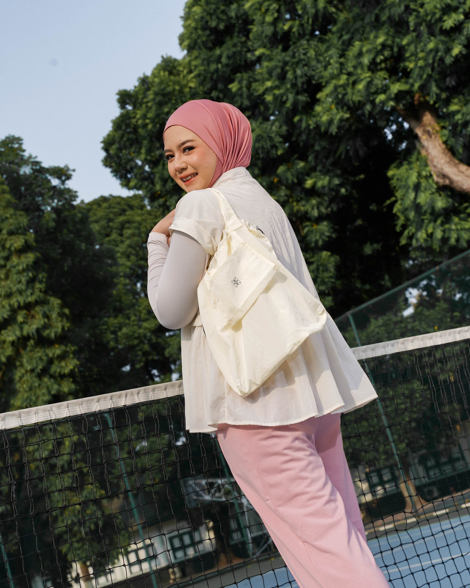 Sachi Multifunction Bag - Image 3